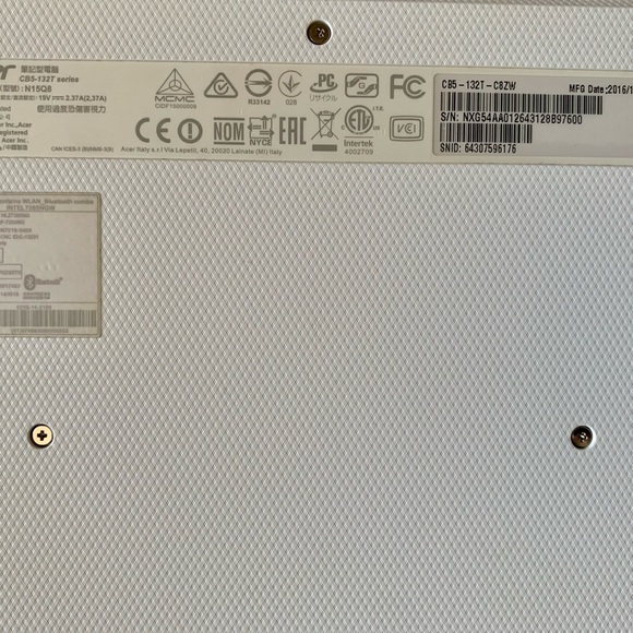 Acer Chromebook Laptop Computer White - Picture 4 of 5